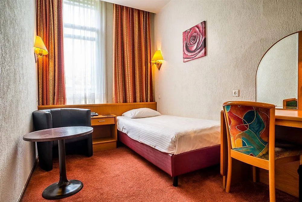 Owl Hotel Amszterdam