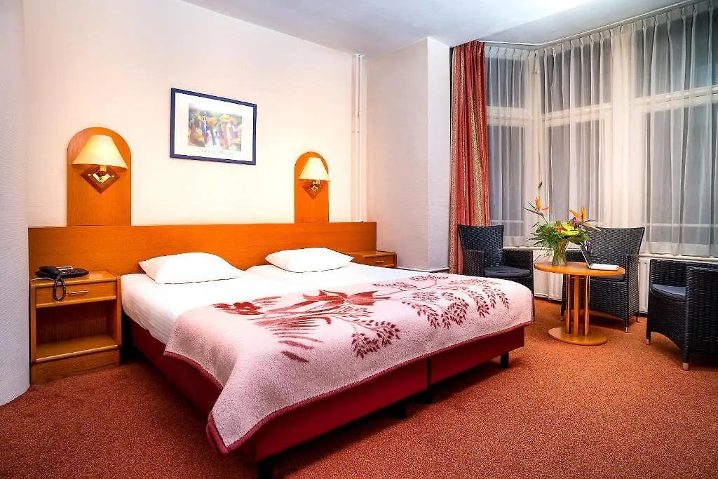 Owl Hotel Amszterdam