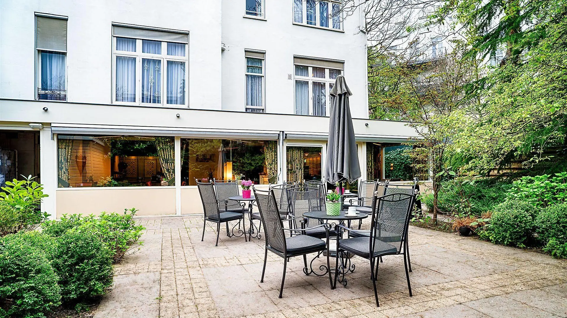 Owl Hotel Amszterdam